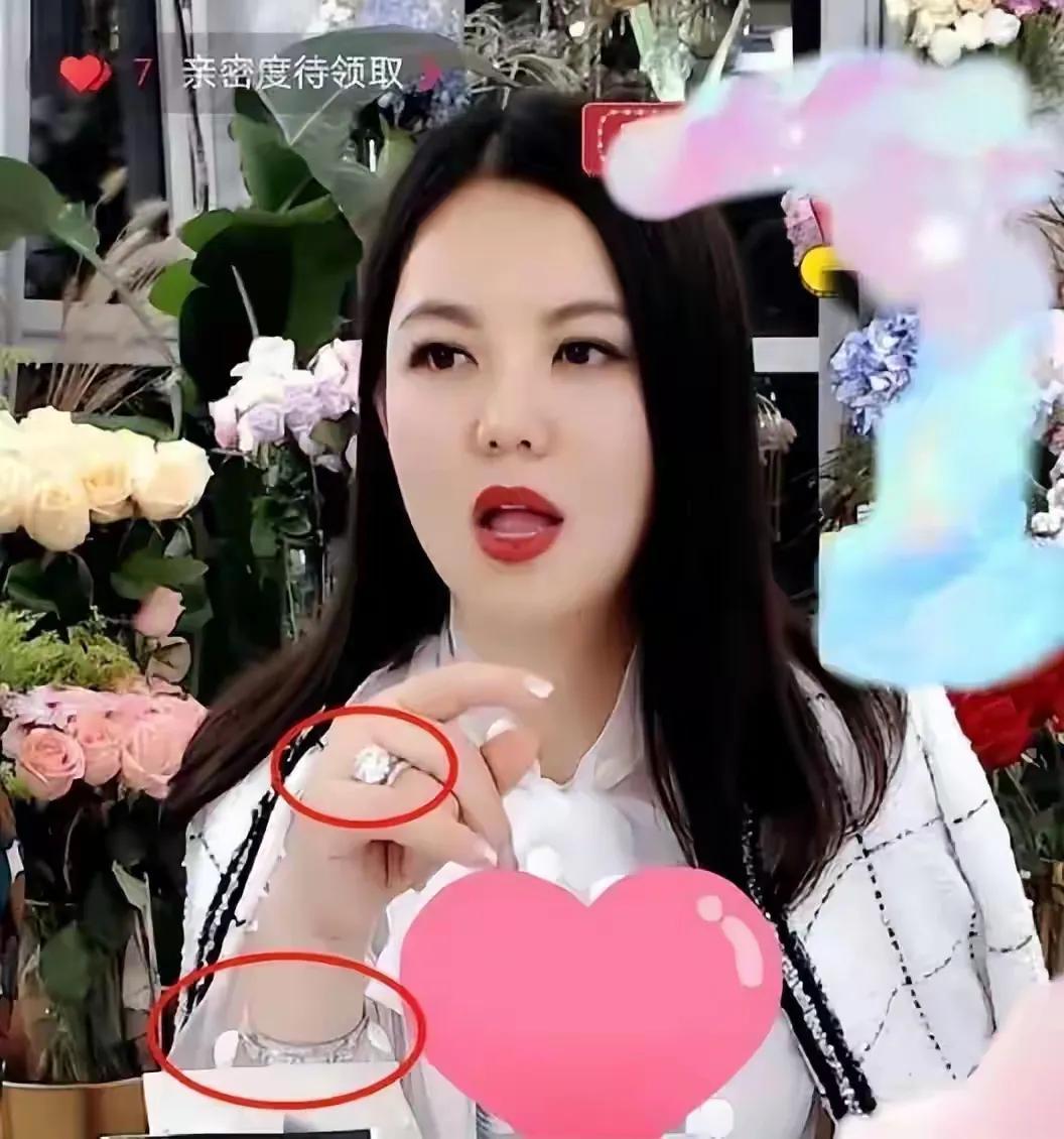 世界杯手机观看平台-这回真洗不白了！ 高调炫富的李湘再传&amp;quot;噩耗&amp;quot;，被扒的&amp;quot;底裤&amp;quot;不剩