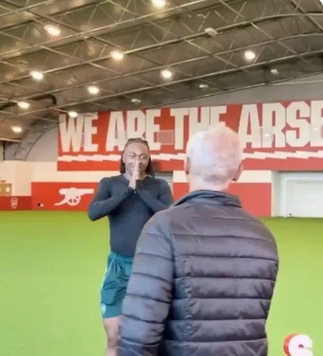 一战封神！阿森纳争冠路杀出金童道曼！经纪人：托纳利愿加盟枪手|里基·卢比奥|塔子|赛季|比赛|英超_新浪体育_新浪新闻