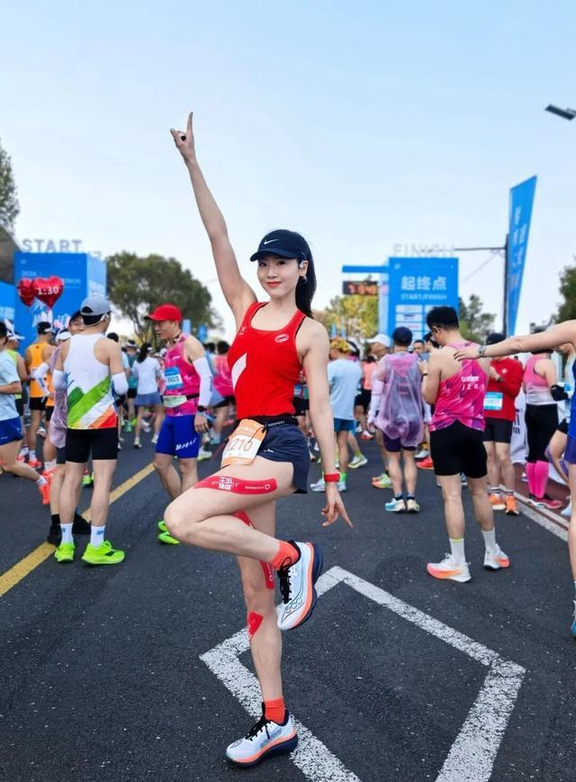 世界杯直播软件更新-五千跑者集结，2026苏州太湖数字半程马拉松开跑